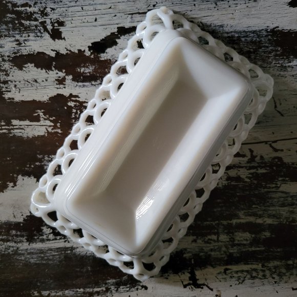 Vtg Westmoreland Milk Glass Cat Covered Dish Lattice Edge, Vtg Milk Glass Cat - Picture 7 of 9